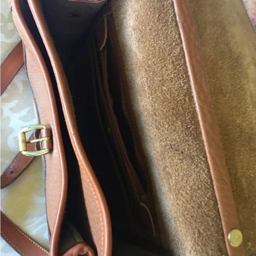 Vintage Authentic Dooney & Bourke Brown Pebble Leather Handbag - Picture 5 of 6